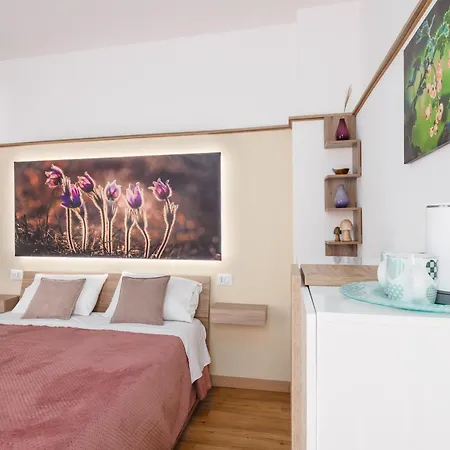 Happy Place Guest house 3*